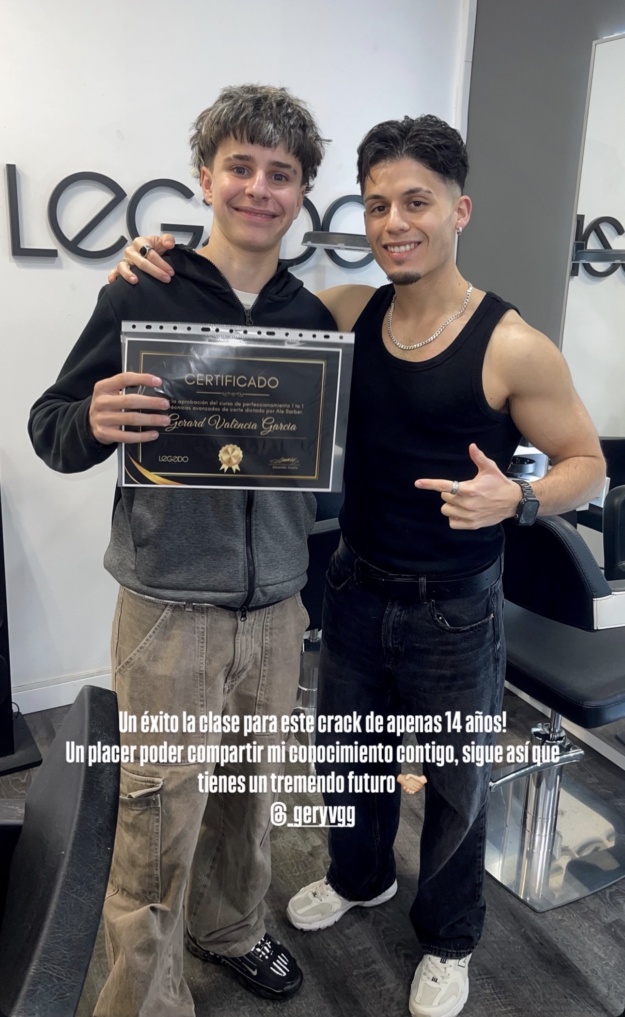 Alexander Acosta — barbero, educador, campeón